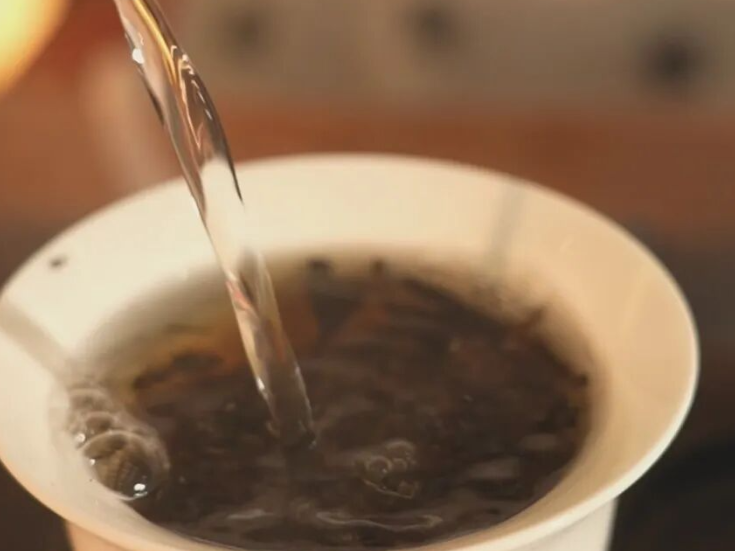 当安化茯砖茶邂逅禁毒宣传