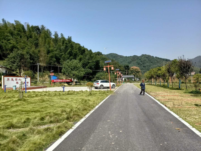 三封寺镇莲花堰村:人居山村家更美__华容县站