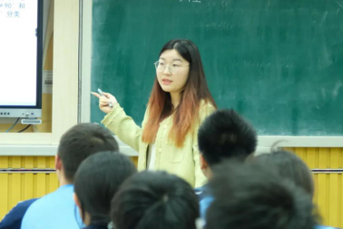 磨砺成玉  笃行致远（华容一中教学竞赛纪实）906.png