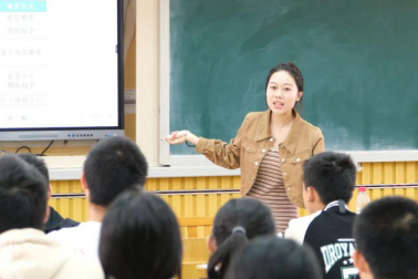 磨砺成玉  笃行致远（华容一中教学竞赛纪实）682.png