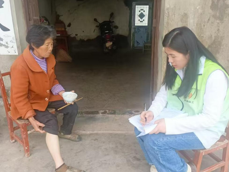 插旗镇：精准摸排失能等级 做实民生兜底保障