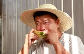 从电商到田间！华容90后小伙打造生态瓜果基地