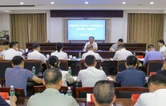 进一步强化不抓不行、不紧不行的攻坚自觉  谢运策来华容县督战群腐集中整治工作