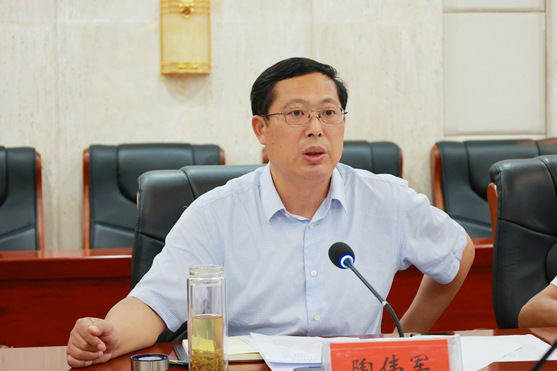 吴传毅来华容县调研指导新时代文明实践中心建设工作