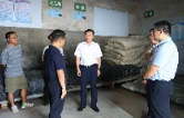 周鹏督导检查防汛救灾物资储备管理工作   