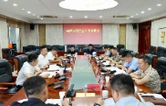 周鹏主持召开纺织服装产业工作调度会