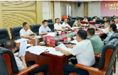周鹏主持召开十四届县委常委会第4次会议