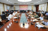 华容县委理论学习中心组举行2026 年第七次集体（扩大）学习