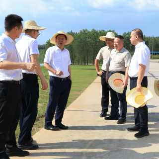 省发改委调研组来华容调研洞庭湖治理工作