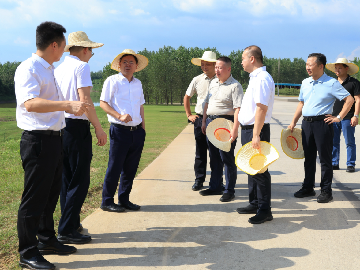 省发改委调研组来华容调研洞庭湖治理工作