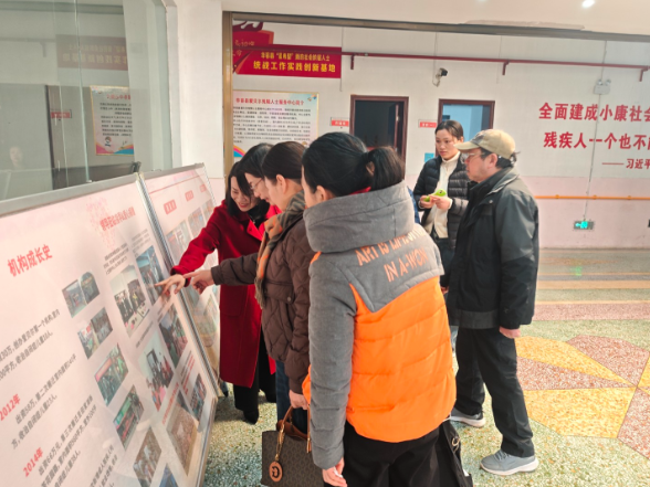 华容县关工委开展残障儿童关爱慰问活动