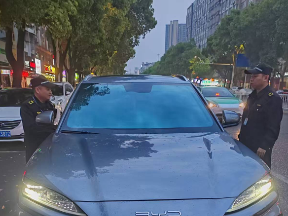 华容县：开展客运市场专项整治 严厉打击非法营运