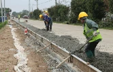 国庆中秋“不停摆”  民生道路“加速度”
