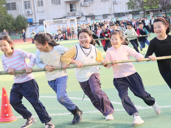 悦动冬日  超越自我——马鞍山实验学校举行2025年冬季运动会