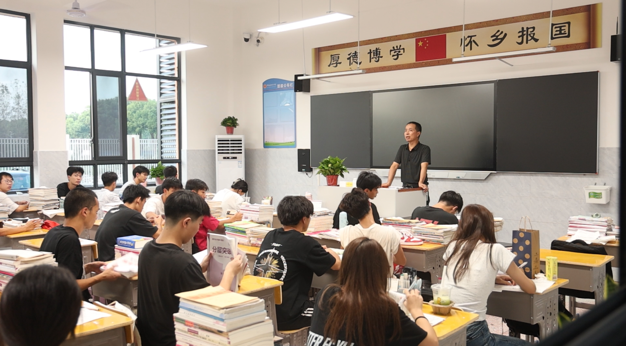 微信图片_20251201211425_2341_273.jpg 微信图片_20251201211425_2341_273.jpg