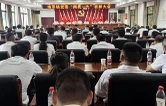 操军镇召开庆“七一”党员大会