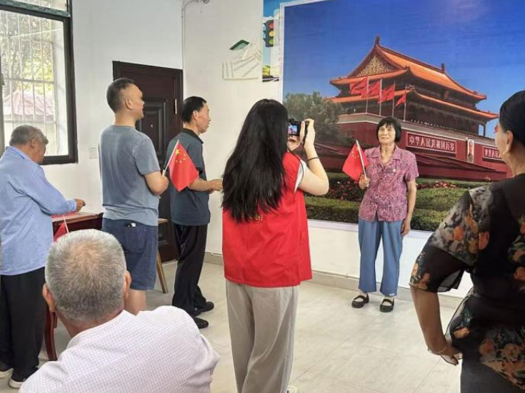 注滋口镇注东村召开庆“七一”主题党日活动