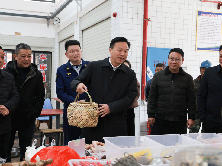 周鹏到东山镇开展安全生产检查 走访慰问困难党员