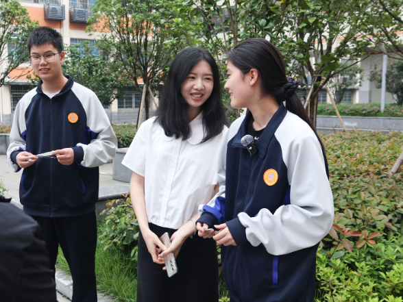 华容县：减压活动进校园 护航学子迎高考