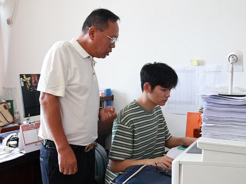 党旗在基层一线高高飘扬｜刘述林：应急战线铸忠诚 担当作为践初心