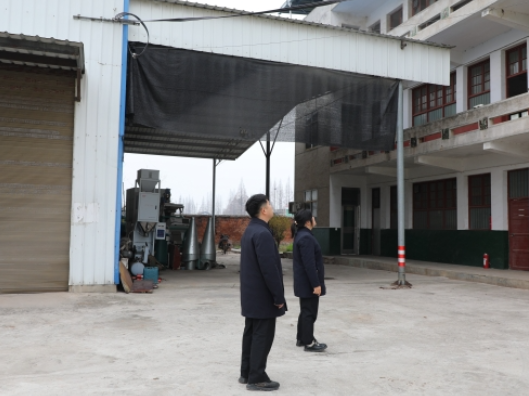 “法庭+综治中心”联动，化解闲置校舍租赁纠纷