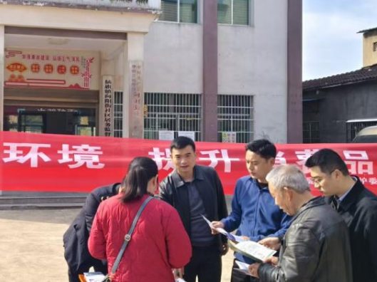 插旗镇开展“3·15”消费者权益保护日宣传活动