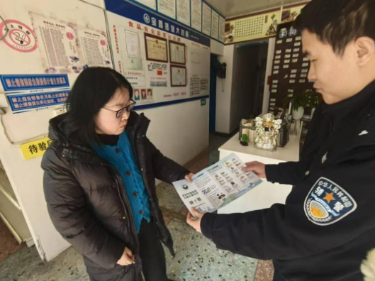 插旗镇开展禁毒及防范药物滥用宣传 筑牢全民防毒屏障