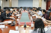 中国纺织工业联合会来华容考察调研