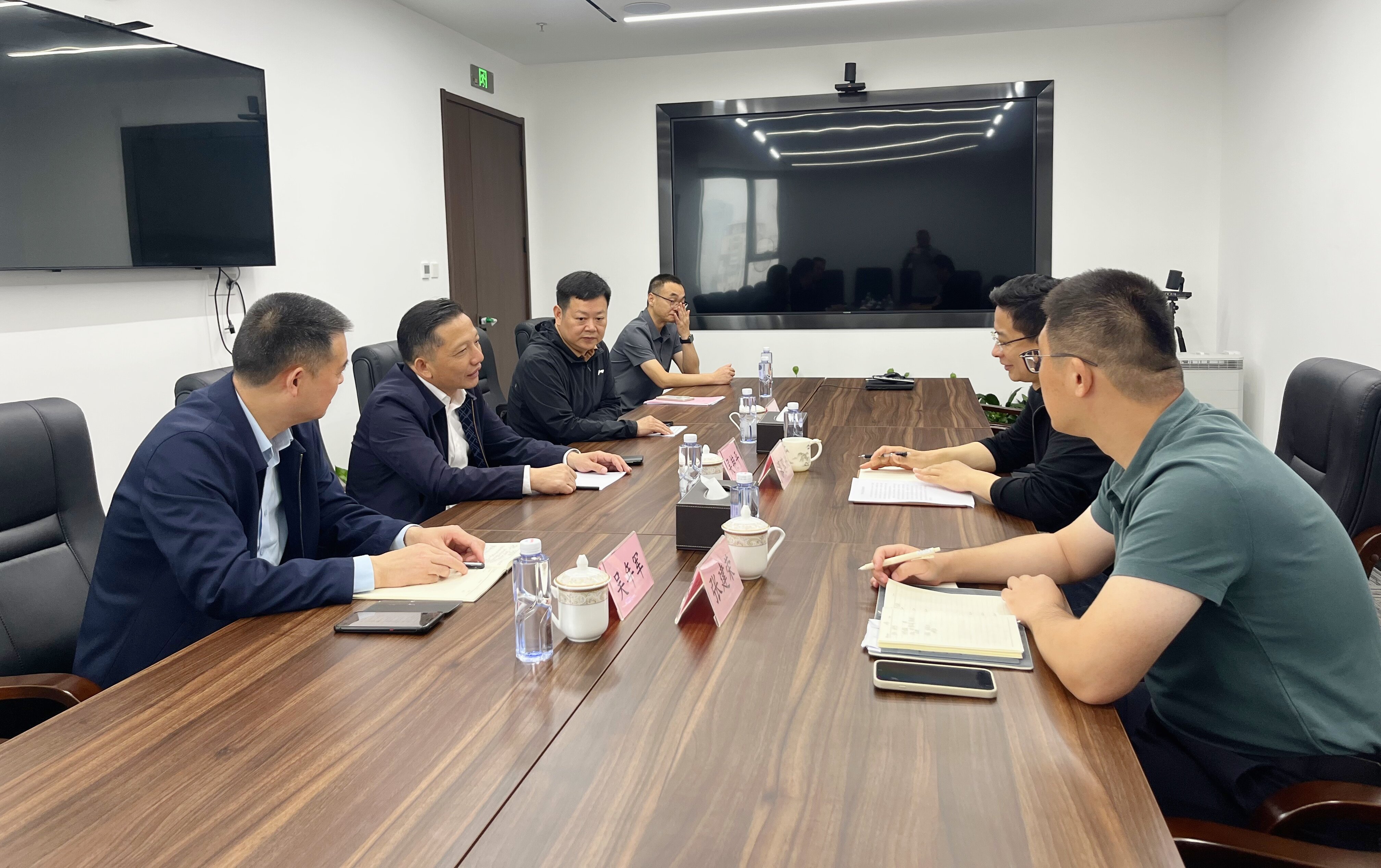 微信图片_20261014111001_12143_90.jpg 微信图片_20261014111001_12143_90.jpg