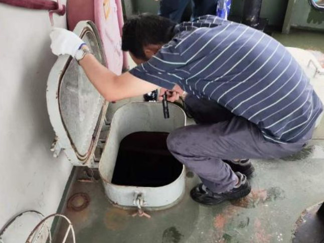 华容县开展乡镇渡船上门“体检”  筑牢水上安全防线