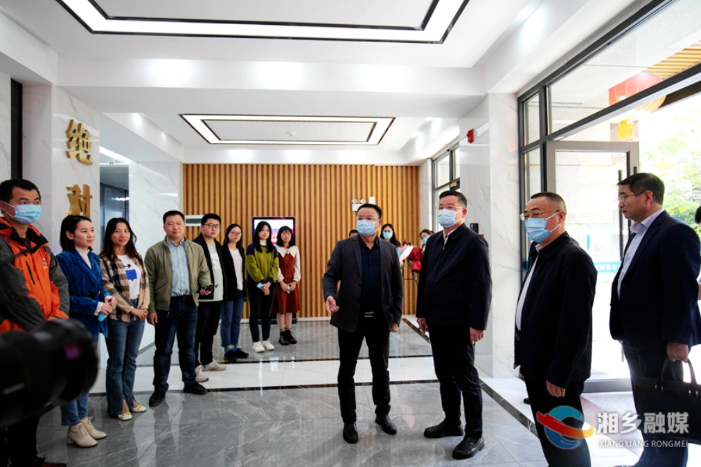 赵新文走访看望新闻工作者：打造成湖南一流、影响全国的县级融媒体