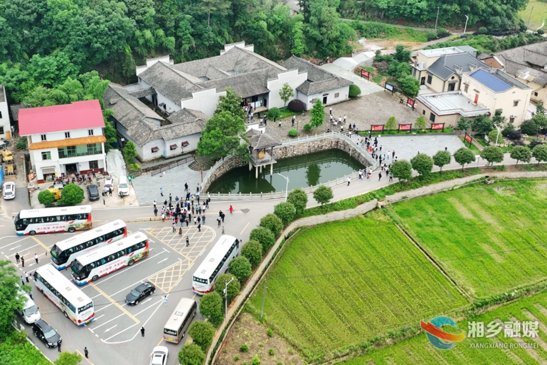 中国旅游日 |  三百余家旅行社组团踩线推介湘乡旅游资源
