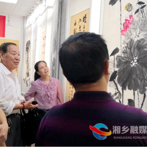 喜迎国庆 湘乡市举办老年书画作品展