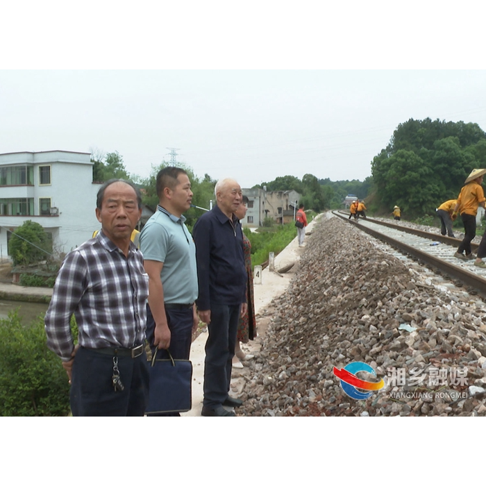 湘乡：乡村振兴驻村工作队用脚步丈量民情 用汗水振兴乡村