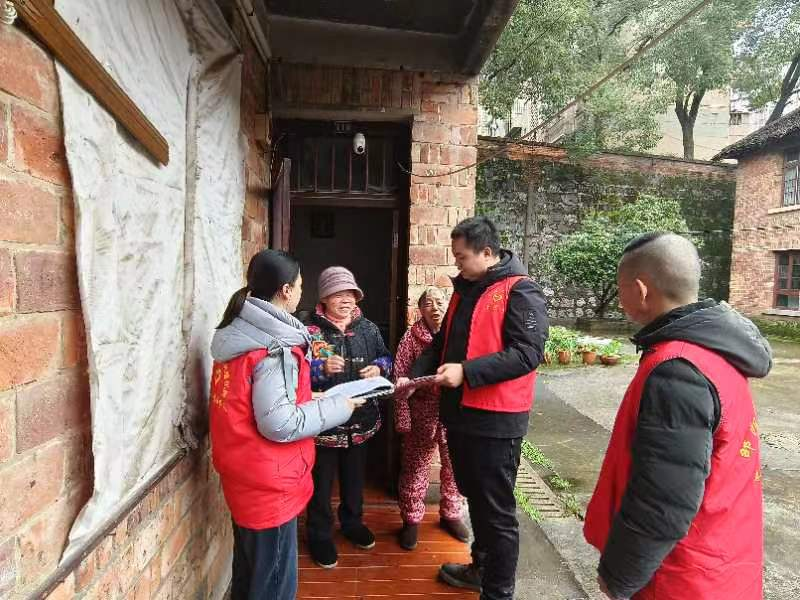 双清区科工信局：民族团结一家亲  安全宣传进万家(图1)