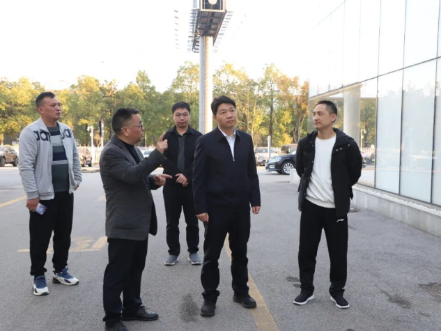 区委书记江韬带队调研大气污染防治工作