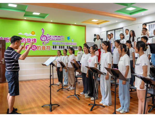 双清区“小伙伴”合唱团：用音乐点亮童年，以歌声传递力量