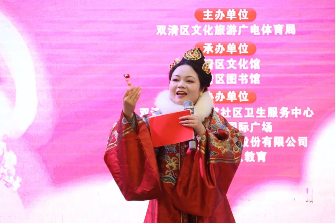 （代表上台发言 廖慧君 摄）.png