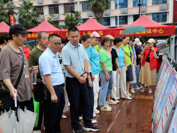 全面绿色转型，共建美丽中国 | 双清区开展2026年六五环境日主题宣传活动