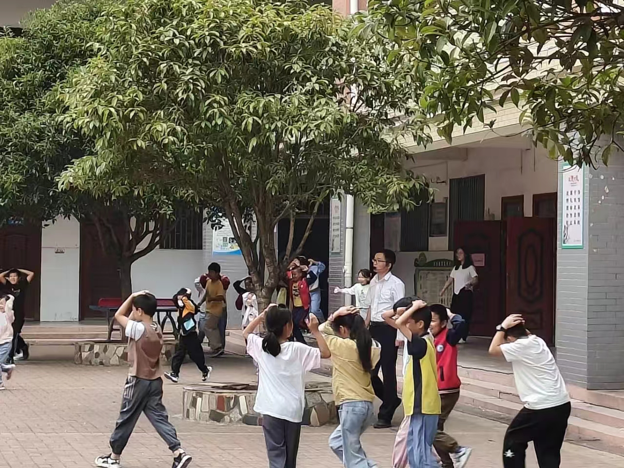 地震.png