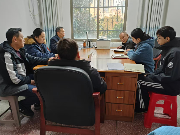 区委社会工作部学习贯彻区“两会”精神