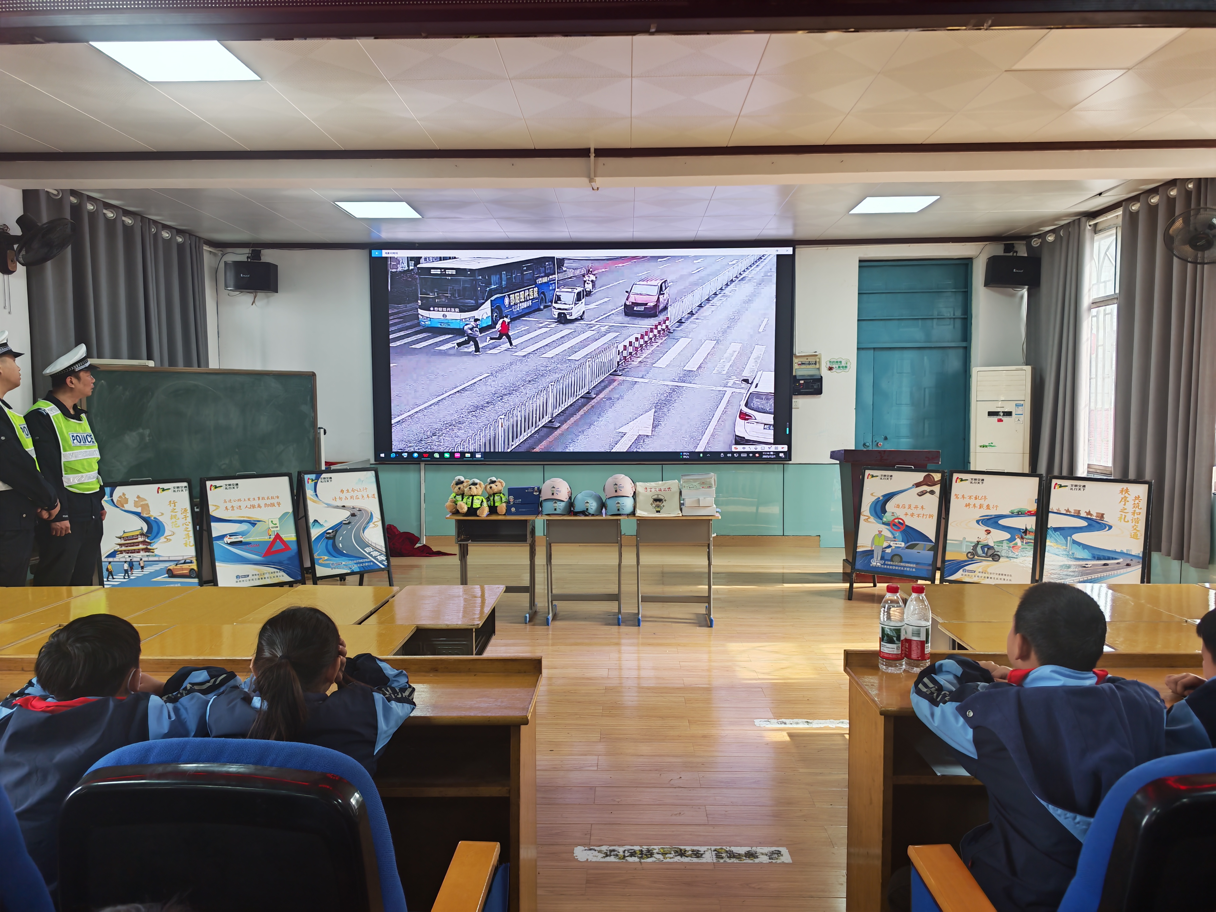 微信图片_2025-12-02_112659_723.jpg 微信图片_2025-12-02_112659_723.jpg