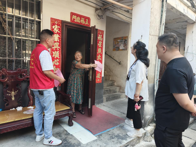 双清：东风路街道积极开展蓝天保卫战宣传活动