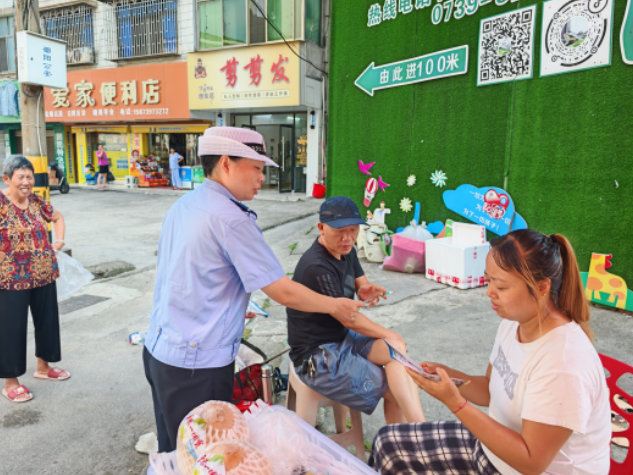 双清交警“五进”交通安全宣传：织密安全网，守护万家行