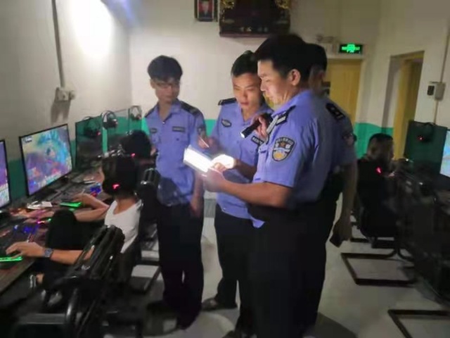 2.jpg