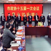 刘杰率队看望政协委员