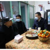 邓伟谋开展节前慰问 