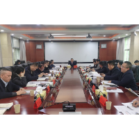 邓伟谋和乡镇街道行政主要负责同志开展座谈