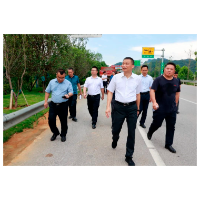 邓伟谋到湄江风景区调研旅游项目建设进度时强调 拿出百米冲刺的劲头 发扬能打硬仗的作风 统筹推进旅游项目建设