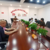县委第三巡察组走访食品生产企业